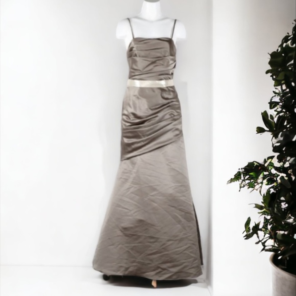 Wtoo by Watters & Watters Nordstrom Gray Bridesmaid Gown Size 6 - Picture 7 of 11